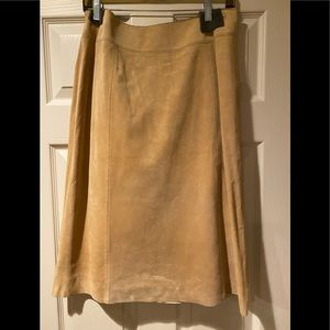 Di Vita 100% Suede Shell Skirt